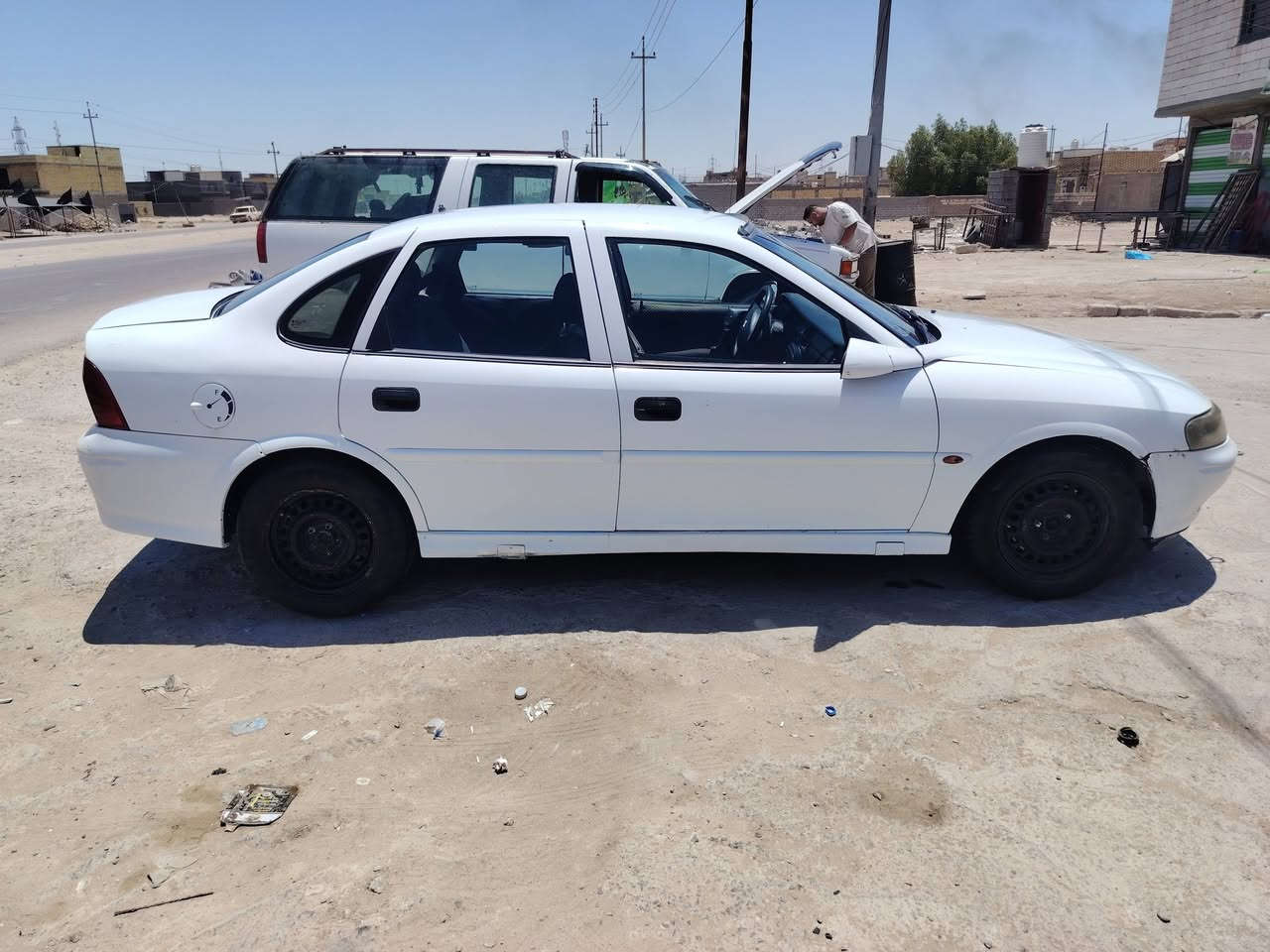 السلام عليكم ... إوبل فكترا موديل ٢٠٠١ رقم أربيل تريد وكالة تريد تحويل مكينة گير نضيفات حدادية ٧٠ بالمية كهربائيات شغالة بس الكيلو متر والرون عاطلات دواخل بدي ٨٠ بالمية رقم الموبايل *********** موجود واتساب شراي خابر وتدلل تبريد مو إوربي خليجي
