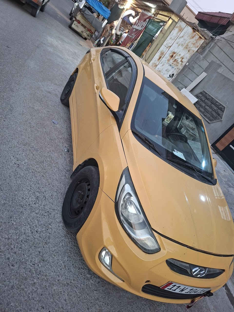 سياره اكسنت بيها كازكيت حماوه تصعد سنويه ٢٧ رقم بغداد قطعه وحده جاملغ موديل ١٠١٣ محرك دوش  *********** سياره لوك جديده كركوك, العراق
