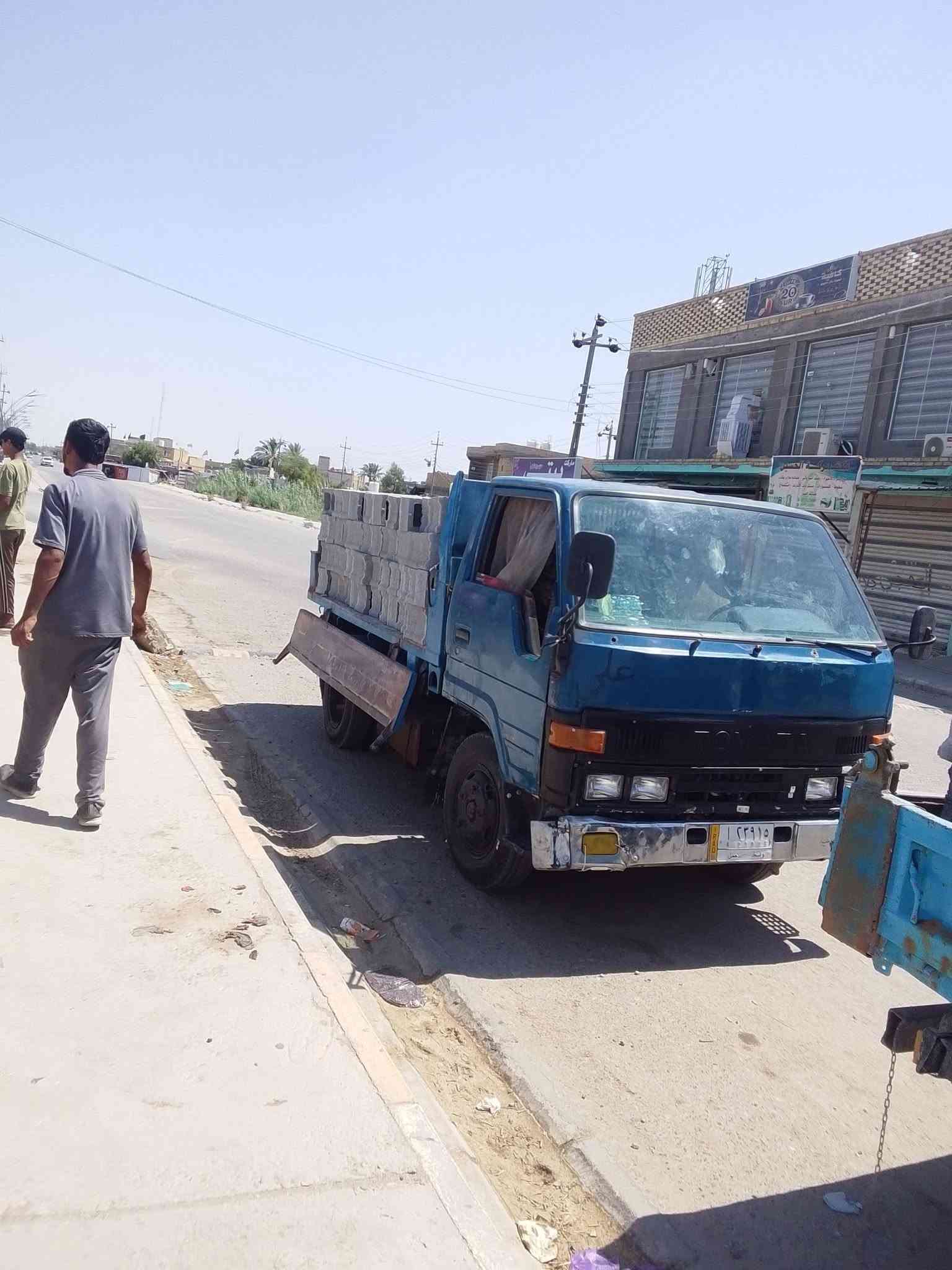 للبيع تويوتا كنتر مكفولة بالكامل، كير، اكسن  بحالة الوكالة.  السعر 70 ورقة وبها مجال .مكان الناصره .رفاعي. للتواصل ***********.***********
