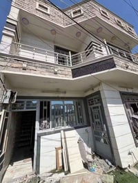 ١٥٠م • واجهة ٦م • وحدات سكنية