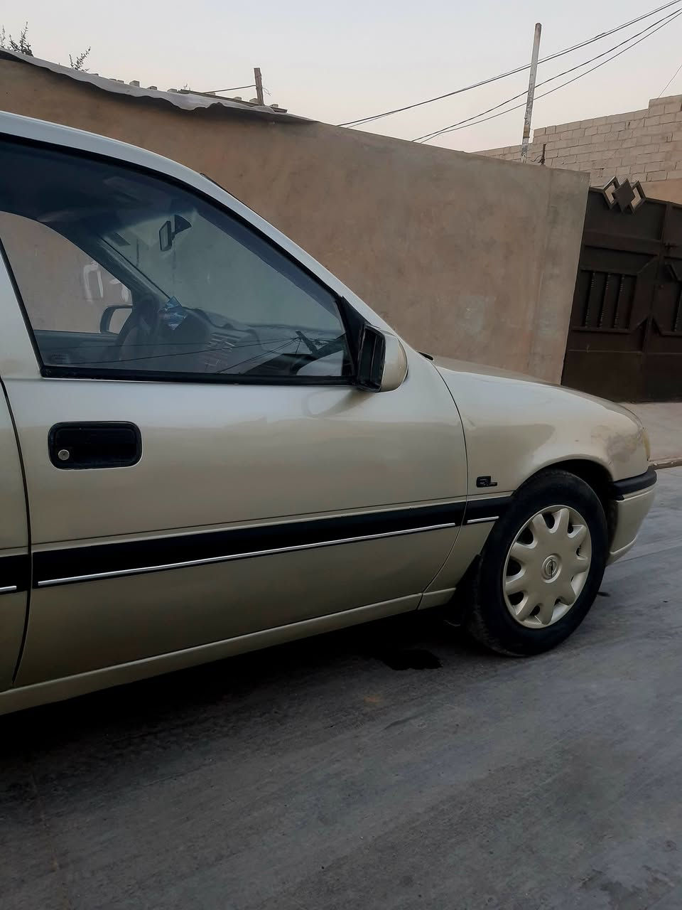 فكترا حجم 18 كير اوتوماتيك 
موديل ٩٢ رقم كركوك
مشروع وطني باسمي 
 هزة وسنويه جديد لنهاية ٣١
السعر ٥٠ بيها مجال 
مكاني كركوك 
رقم الهاتف *********** كركوك, العراق
