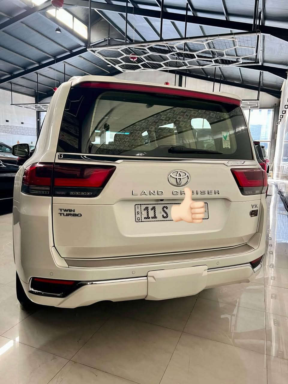 لاندكروز VX • ٢٠٢٣ • رقم بغداد