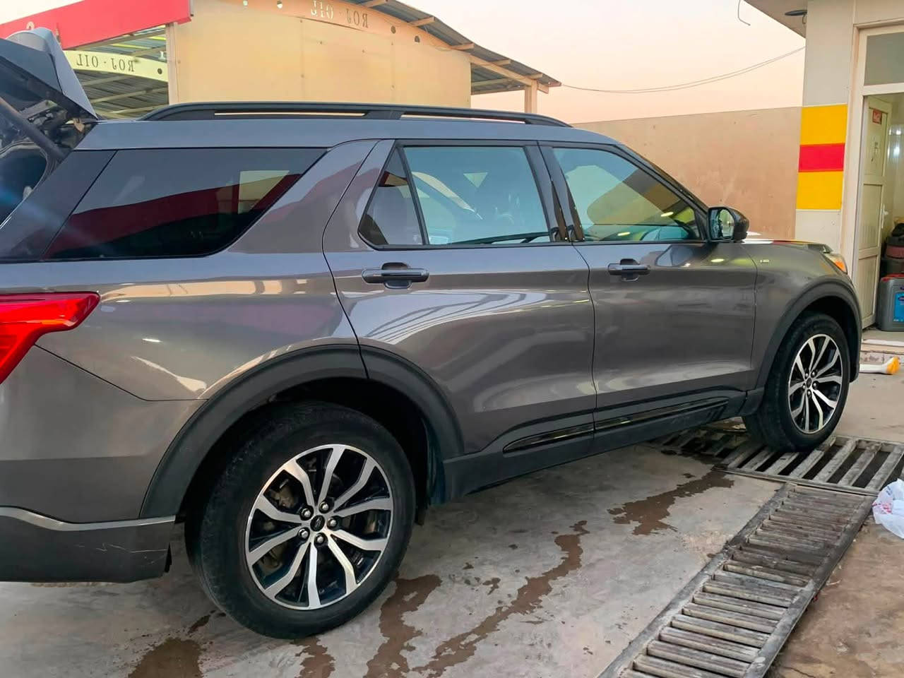 🚘 فورد إكسبلورر ST-Line موديل 2022

🔹 فل أوبشن بدون بانوراما
🔹 ماشية 60 ألف ميل
🔹 لون نفطي
🔹 دفع رباعي 4×4
🔹 بصمة تشغيل
🔹 Auto Hold
🔹 كاميرا 360°
🔹 شنطة كهربائية
🔹 أبواب بصمة
🔹 كراسي تدفئة
🔹 رادار أمامي
🔹 رادار جانبي
🔹 ومواصفات إضافية كثيرة

📍 موقع السيارة: أربيل
💰 السعر: 20,000$
🤝 قابل للتفاوض بشكل بسيط

🎨 غطاء الصندوق مصبوغ.
🔧 يوجد 3 أماكن صغيرة تم تعديلها تصليح بارد.

📞 للاستفسار والتفاصيل، يرجى التواصل.
*********** واتس اب
