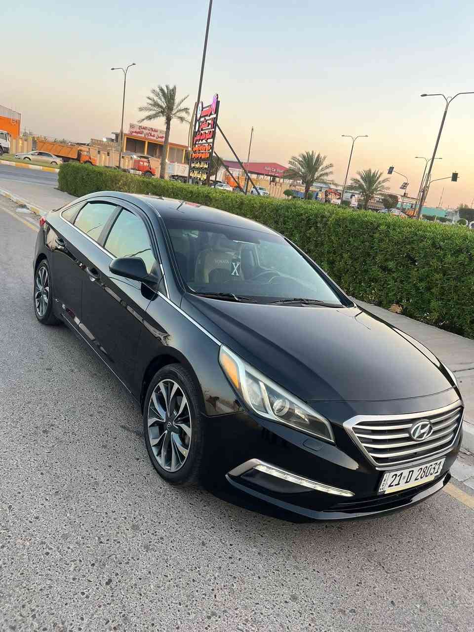 السلام عليكم. سوناته 2015  وارد امريكي رقم سليمانيه تحويل ثاني يوم  مكينه. 2400 gdi تسحك بانزين عادي لا تنقيص ولا تبخير كيرها. جديد. تبريد ثلج شركه. صدر خلفي امامي جديد تخم تاير جواها السياره ليبل واحد بيها حادث من امريكا خفيف كلش ربع البنيد. مصبوغ وجاملغ امامي كدام عينك صور الحادث بدون ايرباك كل الايرباكات سليمه  بدون دواخل كفاله عامه من الدواخل  مواصفات نص فول معروفه تحكم ستيرن جهتين شاشه اعطال مع شاشه تاب بالدشبول زائد كامره خلفيه. ثلاث انضمه قيااده عادي وايكو واسبورت. السعر  105 بيها مجال بسيط للشراي مكاني الفلوجه حي العسكري. ***********
