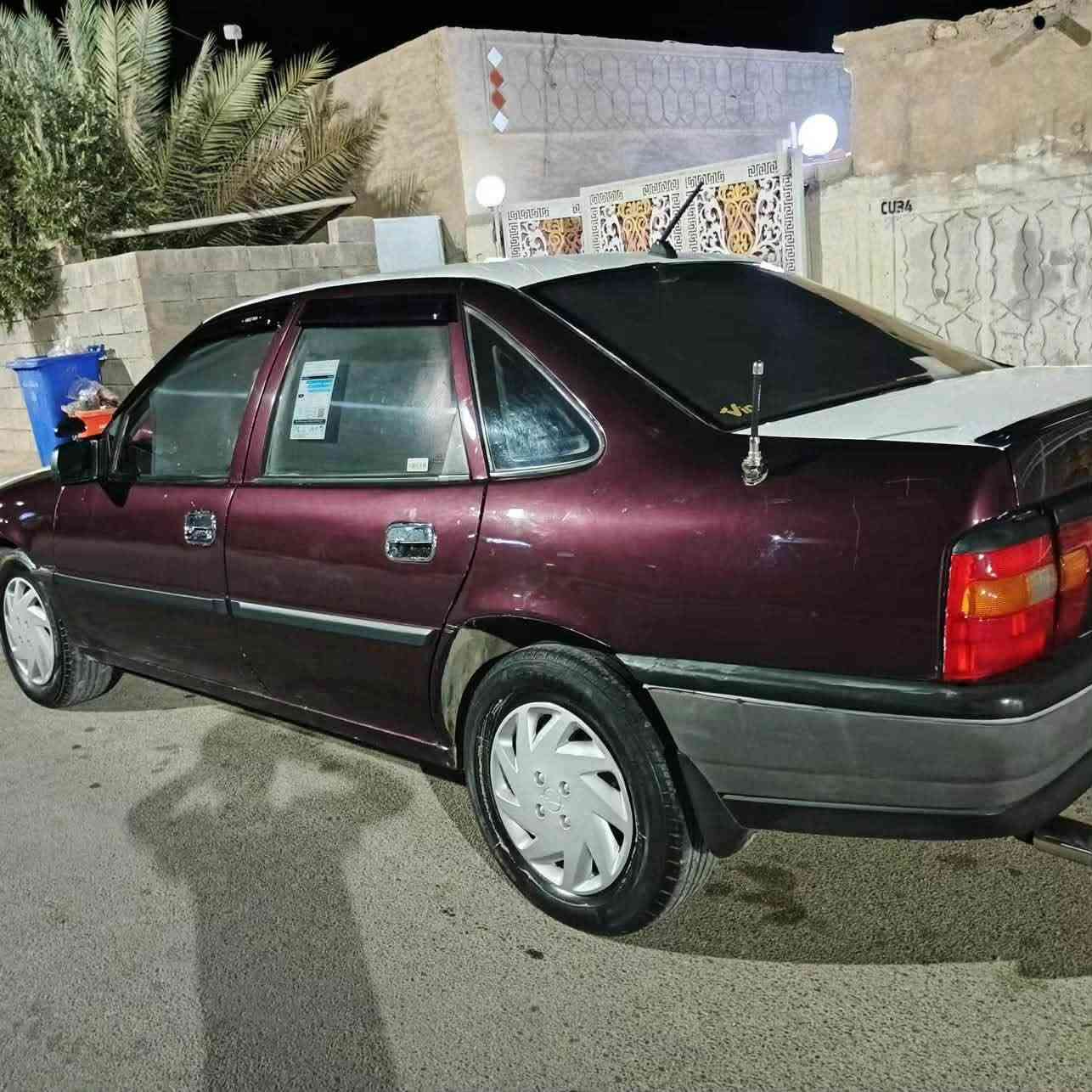 السلام عليكم 
فكترا موديل ١٩٩٢ 
محرك ١٦٠٠ 
محرك كير بحاله جيده 
السياره نضيفه وحلوه 
السعر ٣٠ وبيها مجال 
للاستفسار اتصل ***********
