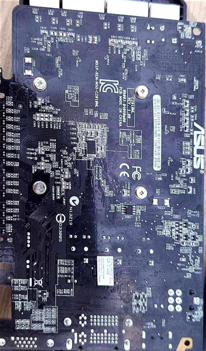 GTX 750 Ti • نضيف شغال • بغداد توصيل