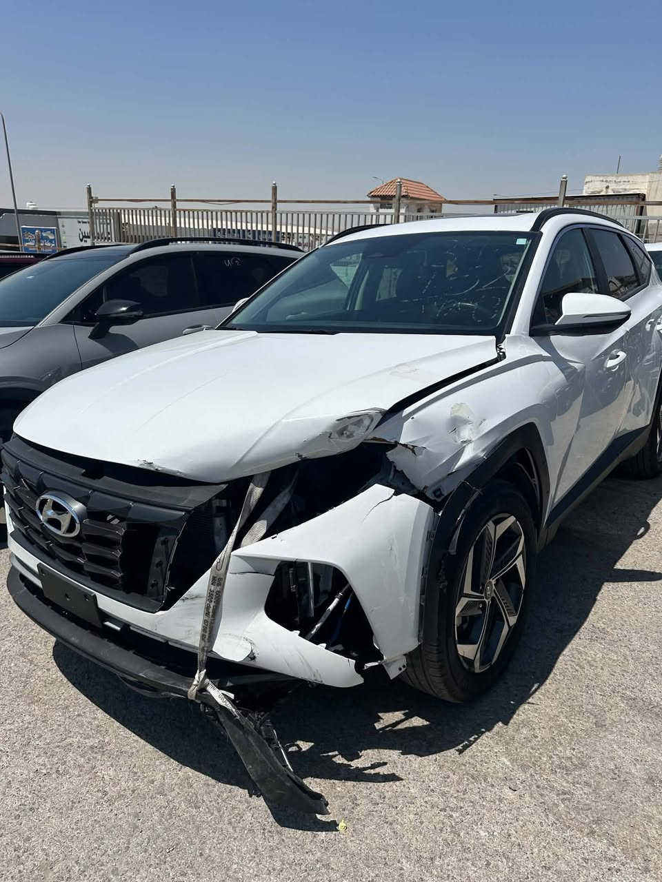 للبيع توكسان 2024
محرك 2500
فول موااصفات
صور الحادث موضح بالمنشور
السعر 185 وبيها مجال
***********
