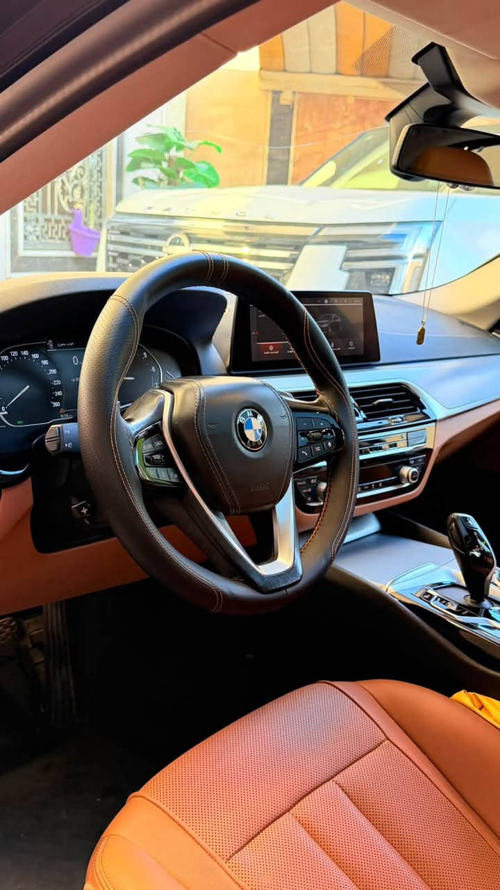 بي ام 520i • ٢٠٢١ • ٦٠ الف