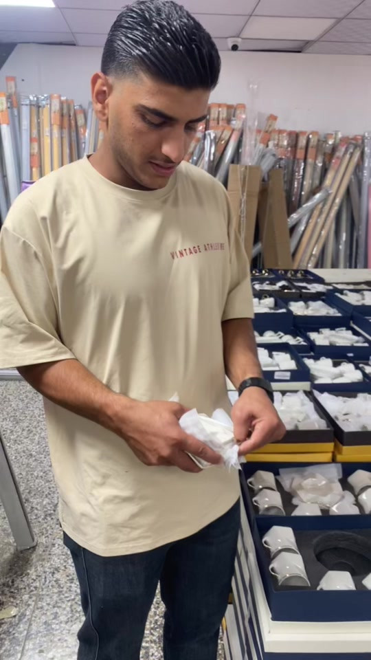 حصريًا لدى مجمع الدار! أفضل الأسعار وأقوى العروض بانتظاركم في فروعنا: 📍 الفرع الأول: بغداد، حي الجامعة، شارع الربيع، مقابل جامع حي الجامعة 📍 الفرع الثاني: بغداد، حي العدل، شارع الربيع، مقابل قطاع العدل الصحي 📍 الفرع الثالث: بغداد، العامرية، شارع العسل 🚚 خدمة التوصيل: لجميع محافظات العراق 📞 للاستفسار: فرع حي الجامعة *********** للاستفسار فرع العامرية *********** 
