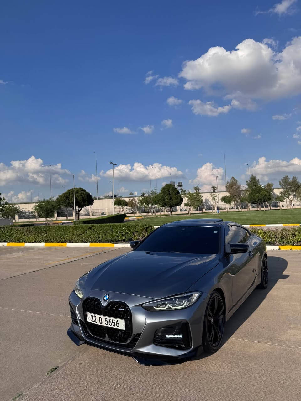 BMW 430i 2021 

سێ پارچەی هەیە بەبێ داخیلی
ایرباک سیستەم 
***********
٧٥،٠٠٠کم ڕۆییە 
سعر : ٢٢٥ و مجال
——-
٣ قطعات بدون دواخل 
ارباکات سستم
مشی ٧٥،٠٠٠کم 
*********** أربيل, العراق
