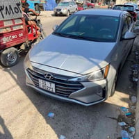 ELANTRA  2019 وارد أمريكي ضربة جدا خفيفة كلها ليبل واحد شرط  شاصي لغد ...