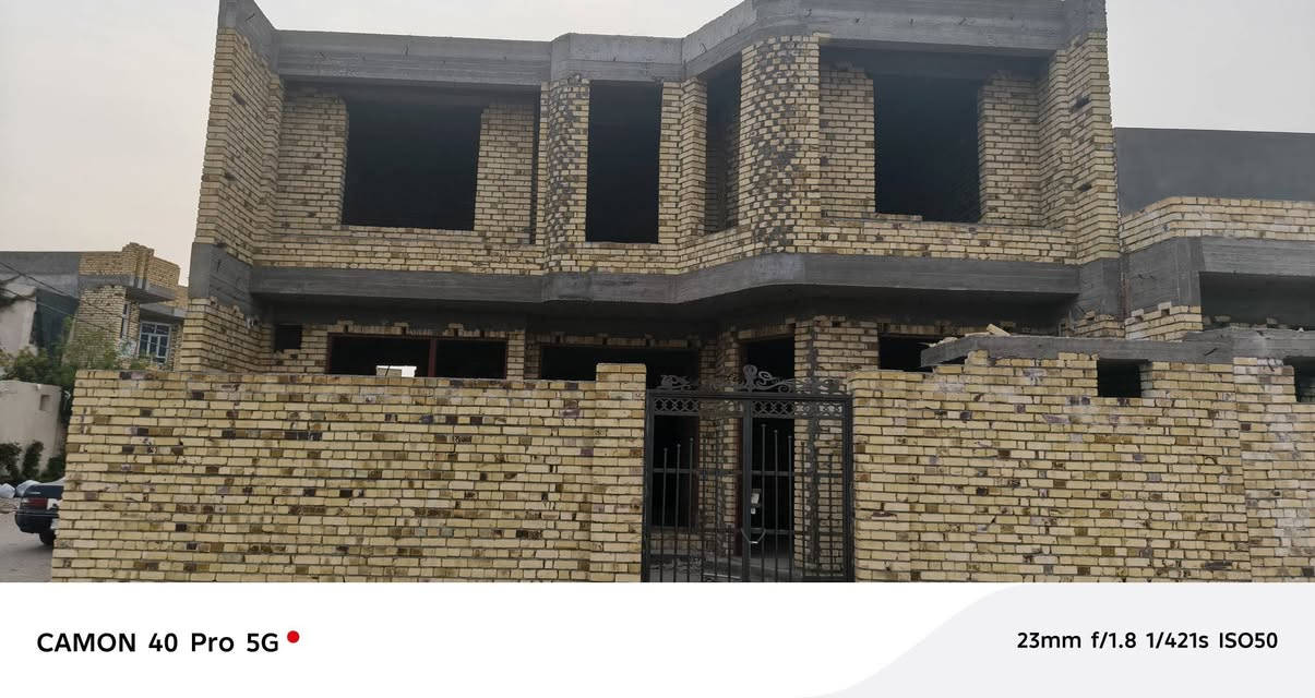 بيت للبيع
هيكل طابقين ركن المساحة 222 في الراشدية
***********
