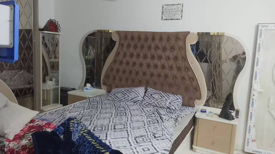 الثلاجه جديده كلش ب250 قفل استعمال اشهر مال عروس الغرفه ايطالي ماخذيهه ب3 مليون ب750 ايدهه ميز الطعام 90 التخم ب200 بي مجال يحتاج غسل عشره مقعد الطباخ 75 الدوره ابودشير خلف المركز
