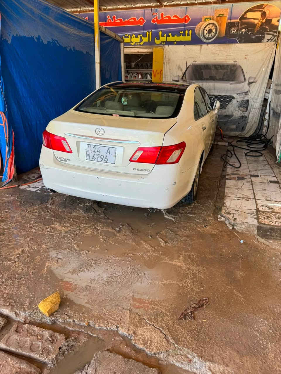 لكزز٢٠٠٨ES350فول مواصفات رقم بصره انكليزي ضررها الجمالغ الأمامي ماواصل للشاصي السعر ٨٠ورقه وبيها مجال للشراي رقم التليفون ***********
