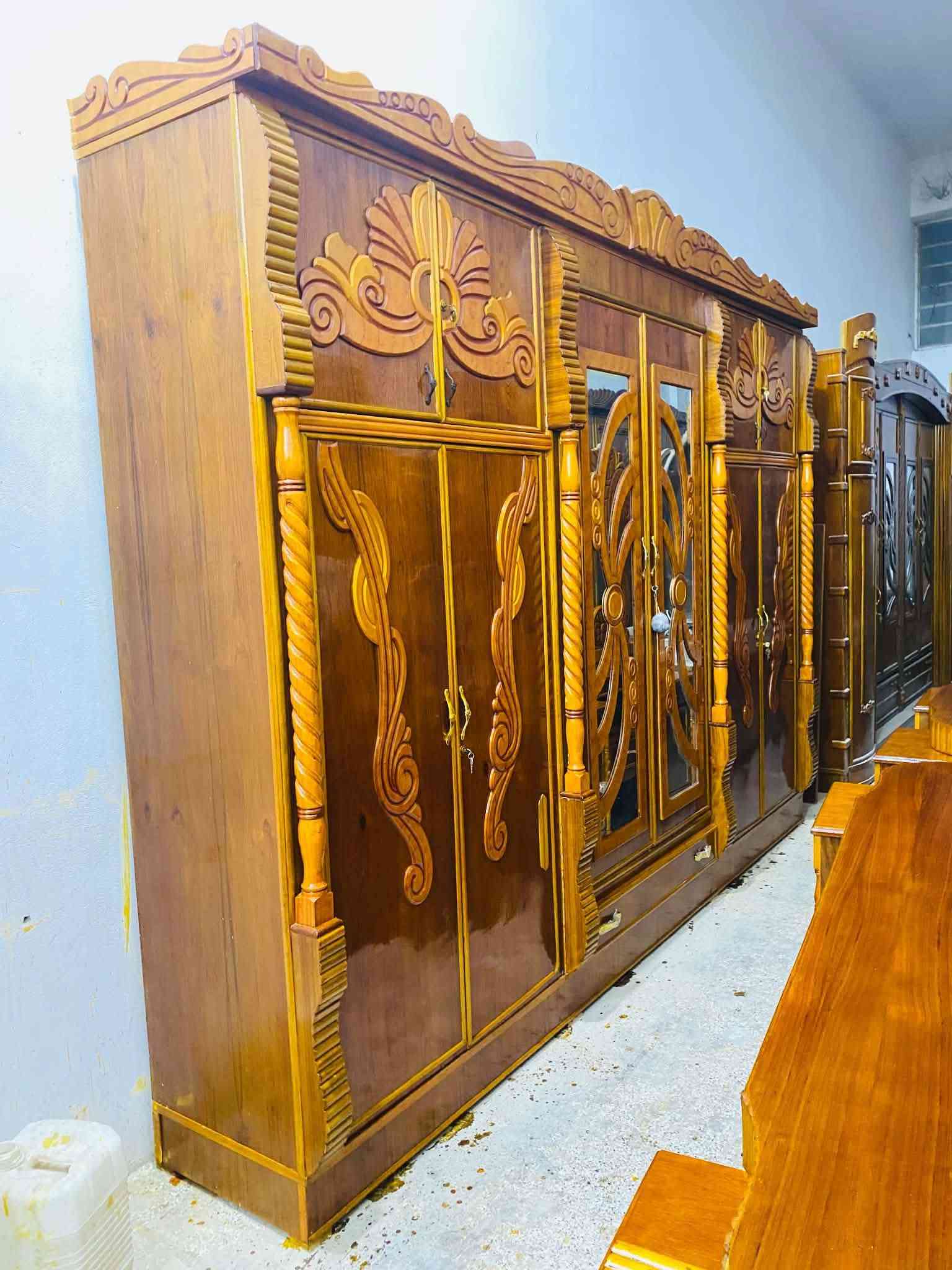 غرفة نوم عراقي مستخدم اخو الجديد وباسعار مناسبة شغل درجة اولى مرتب ضهر جرجوبة توصا احطاطة صاج خارج داخل 
السعر 875 الف وبيها مجال للطيبين 
رقم الهاتف ***********
