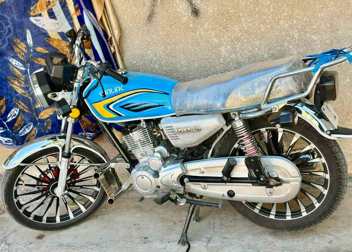 سلام عليكم دراجة للبيع أو مروس ب تايكر كون 24نضيفة ***********
