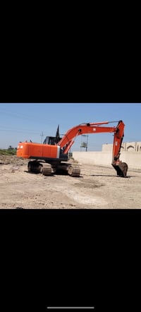 حفاره • موديل ٢٠١١ • مكفولة وارد اليابان