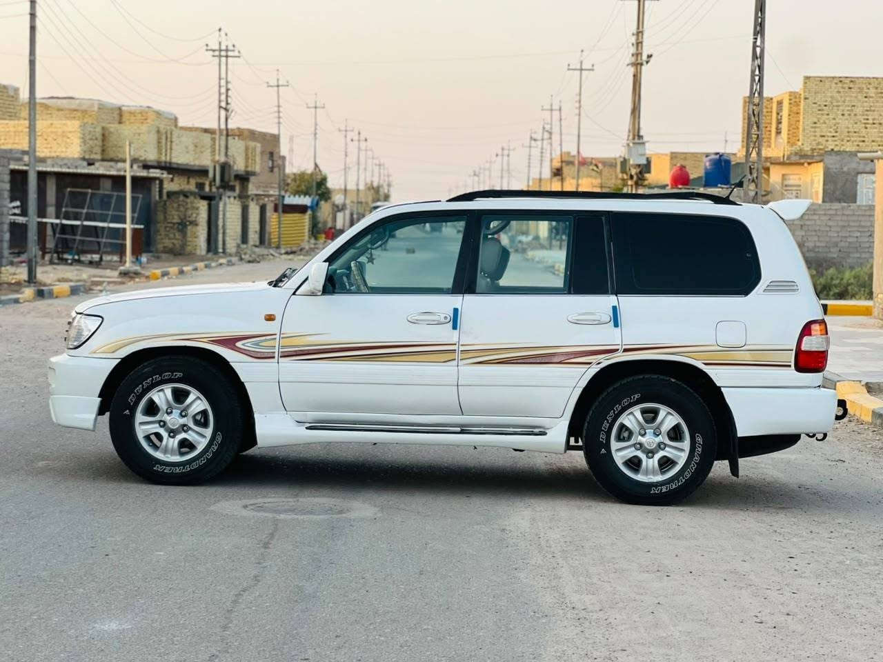 تيوته لاندكروز خليجي مديل 2004اصل رقم بغداد مشروع وطني السعر 110وبيهه مجال للستفسار ***********مواصفات مكينه وكير مكفولات اوتماتيك محرك 6️⃣ سلندر فتحه سقف 7راكب 3قطع تبريد داخل بيجي فورويل شغال ثلاجه دبل تانكي مكفوله كفاله من ضربه وتبديل تخم تاير كهربائيات حداديه جديدهه سياره جديده وجاهزه وخير من الله المكان الناصريه ناصرية, ذي قار
