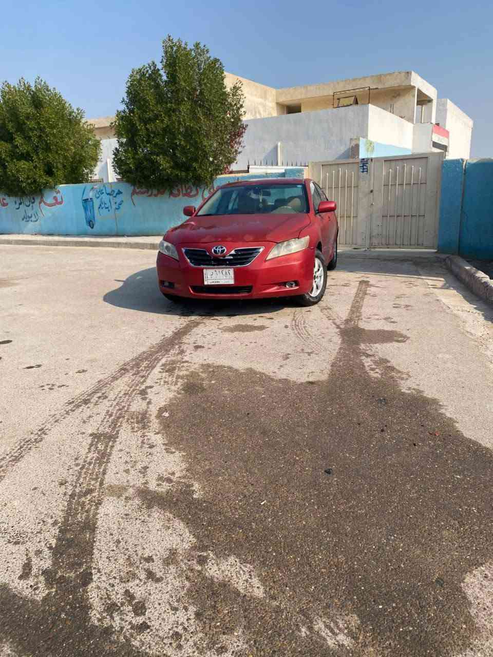 سلام عليكم 
كامري 2009 للبيع 
بيها مشكلة بل كير 
الصدر تعبان 
عارضها 60 وبيها مجال بسيط 
***********
