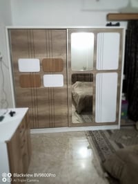 غرفه نوم • ٥ قطع • خشب كامل