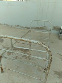 قرويلات • للبيع • تواصل
