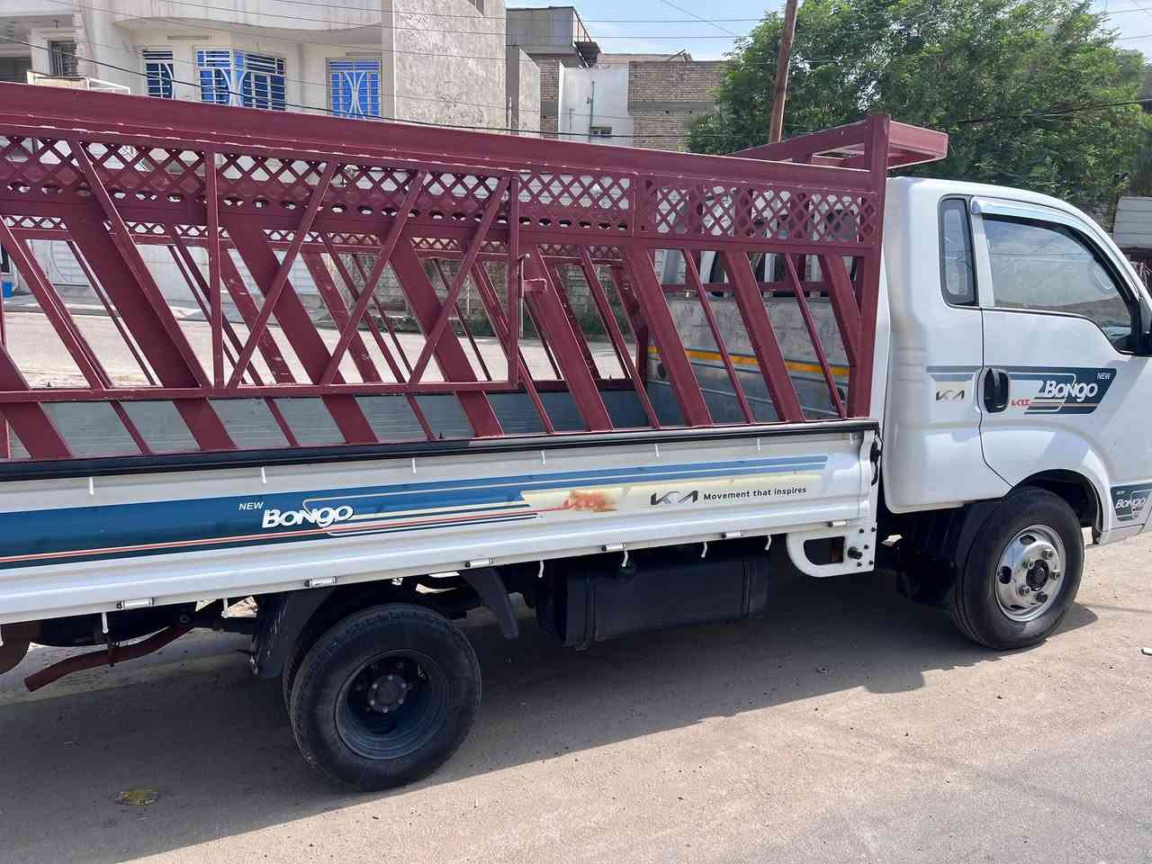 سلام عليكم كيا فحل للبيع موديل 22 كفاله عامه على وضع تبريد ثلج الشركة ماشيه 100 من الشركة على ايدي رقم بغداد تحويل ثاني يوم السعر 165 وبيه مجال بصيط مكانه بغداد حي الجهاد ***********
