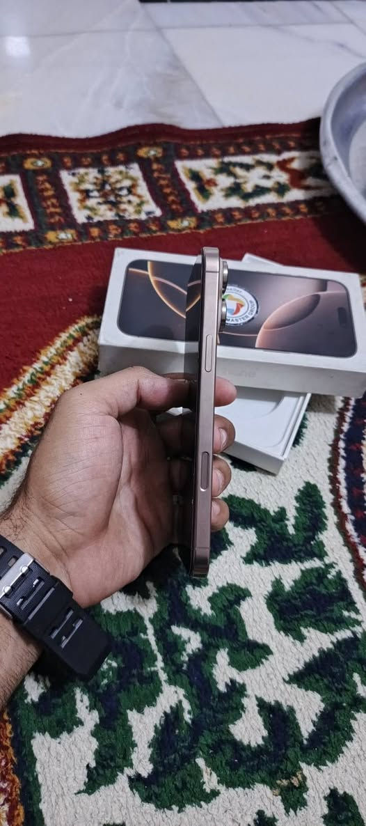 السلام عليكم ورحمه الله وبركاته
آيفون 16 برو ماكس اخو جديد شرق اوسط

البيع 1300

عنواني بغداد العبيدي 

***********
