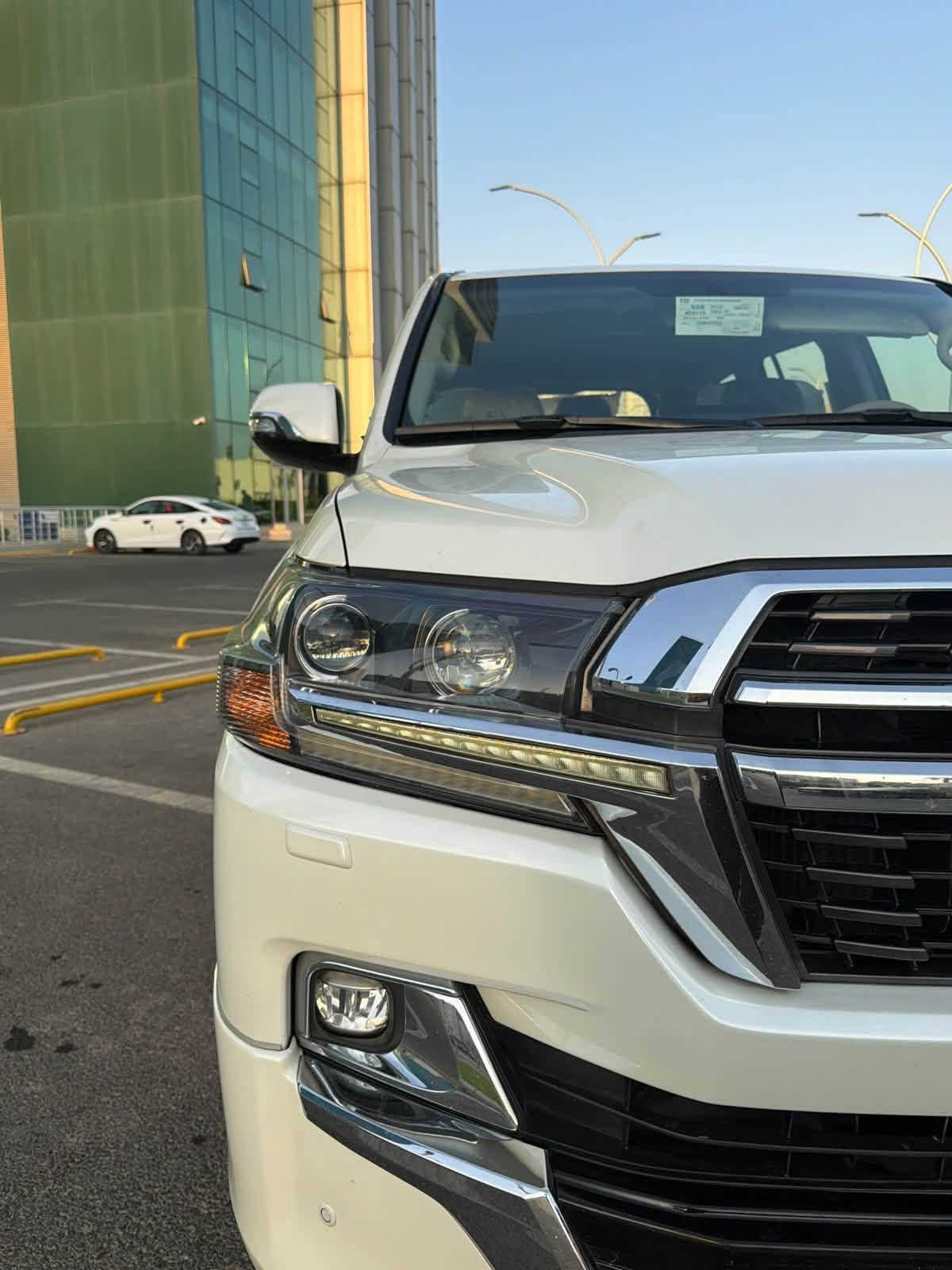 لاندكروزر جي اكس ار • بلاك اديشن • ٢٠٢١