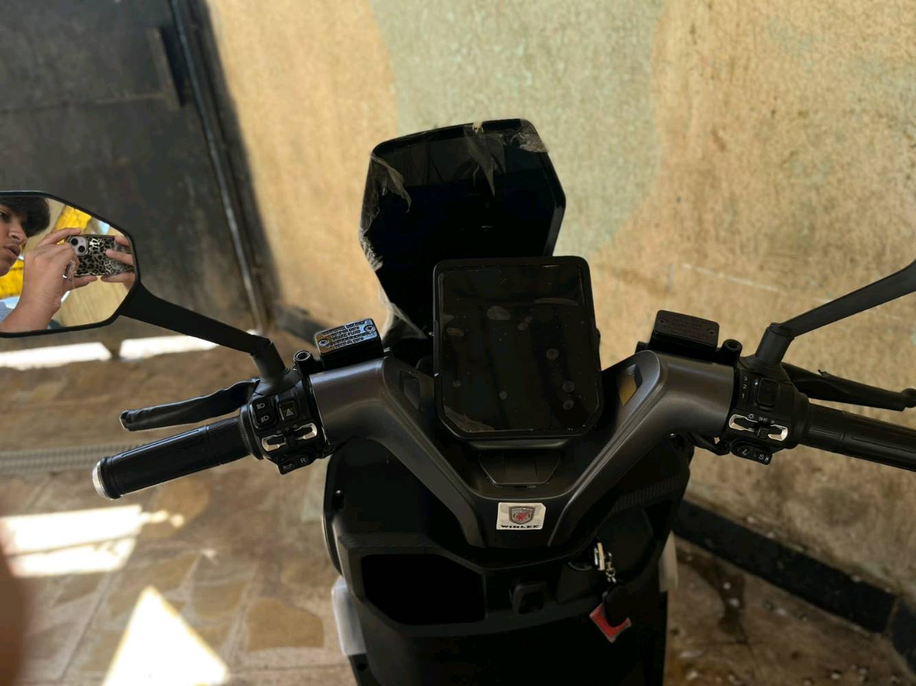 لبيع دراجه صاعقه 2026 بطاريه 32امبير 6بطاري صارلي 40يوم من اشتريته اريد ابيع ب 1.000.000 مشتريه 1.250.000