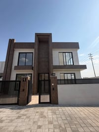 كنجان ستي • ٢٥٠م • ٥ غرف ماستر