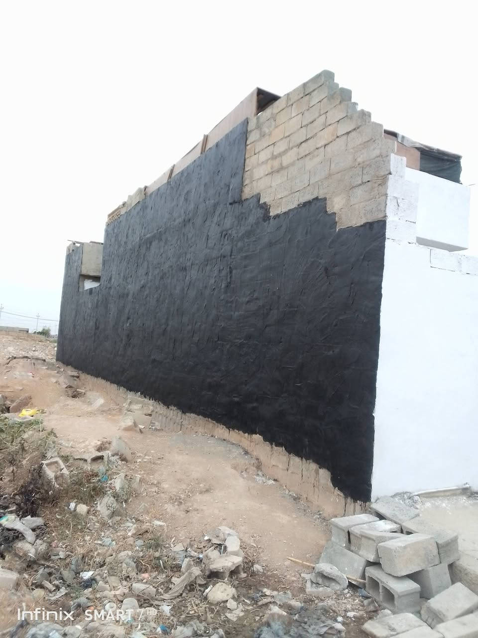 السلام عليكم بيت ميت متر للبيع مكاني كركوك حي العسكري الزراعي مقابيل جامع خديجه هاذا رقمي ***********

نص مكتوب في الصور:
- Infinix SMART 7 HD