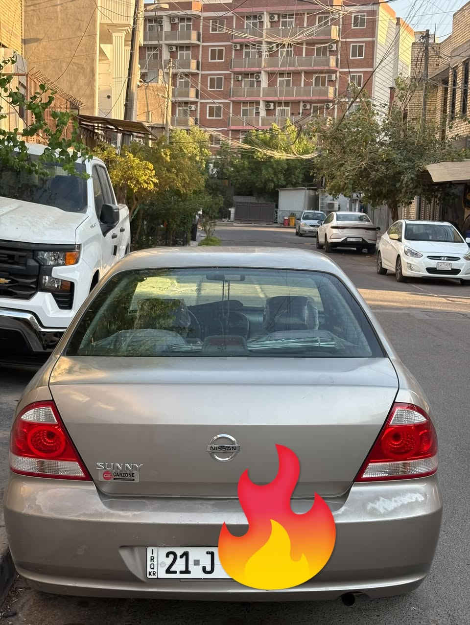 السلام عليكم
نيسان سني ٢٠١١ وارد كوري مواصفات خاصة 

رقم سليمانية الجديد بأسمي 
السيارة استخدام شخصي  ماشية ٢٠٦ الف 
مواصفات السيارة 
تحكم ستيرن كامل ، ٤ جام كهرباء ، مرّي كهرباء ،ABS ، تراكشن كونترول ،سنتر مود ال snow ( ثلوج) ، سنتر لوك بلادي ، سويجات ٢بيها بلادي من الشركة، ٥ ويل بلادي مو ويل كب يعني حتى سبيرها ويل تيارات قبل فتره مبدلهن ٥
نظيفة على ايدي وما متعوبه تراي وين ما يعجبك اي نقص مابيها شغل واطلع 
السيارة مبدل بنيد وبارد على كد شبر بالجاملغ الأيمن والجاملغ وونص الباب الخلفي مرشوش كلير وواكع اثر جراد بدون حادث
السيارة نظيفة بمعنى سونرها موجود 

سعر 100 وبي مجال 
مكانها بغداد الحرية 
***********
