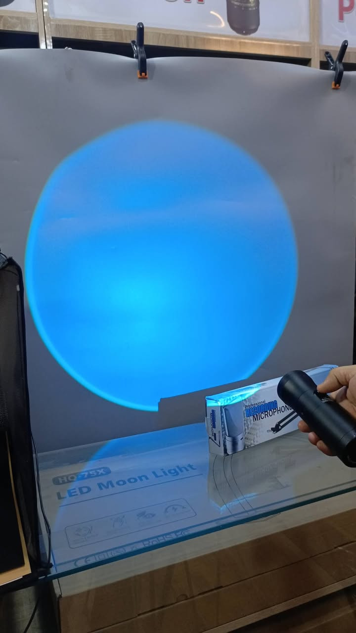 السلام عليكم
إضاءة سبوت لايت الرسم بالاضاءة RGB تأتي مع عدة أشكال ومع استاند طول 2 متر
السعر 85 ألف مع التوصيل 
يوجد توصيل لجميع محافظات العراق للاستفسار الاتصال على الرقم ***********
