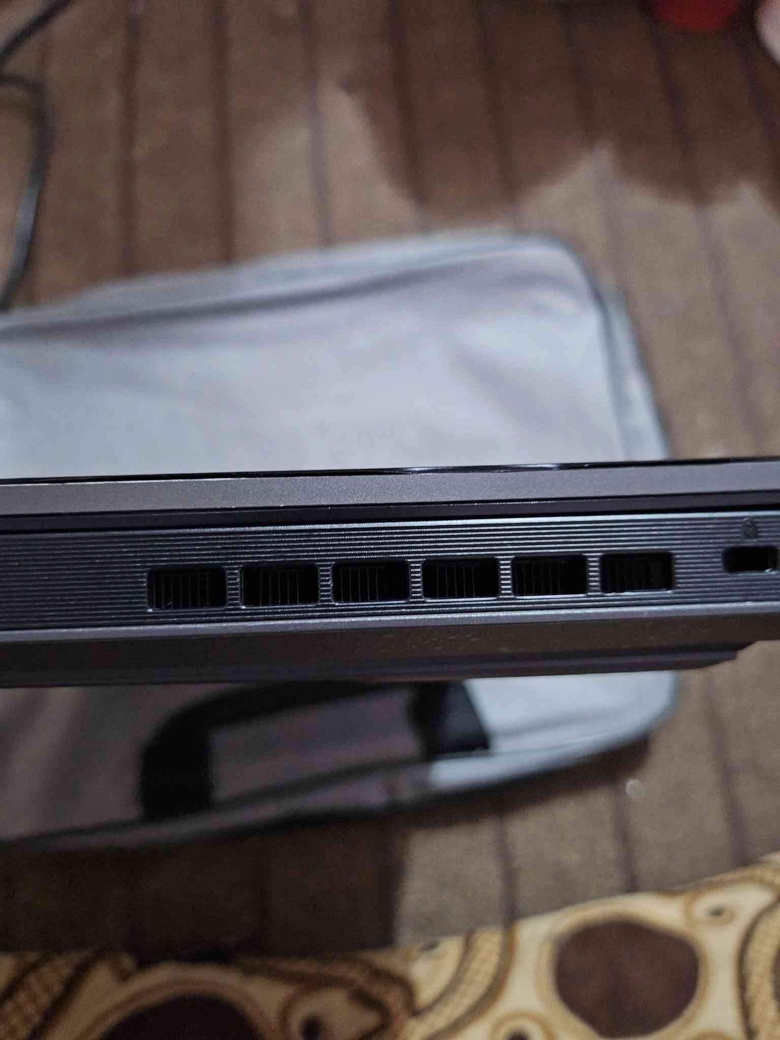 السلام عليكم لابتوب للبيع نوع اسوس 

Asus tuf f15 

المواصفات 
I7 12700h 
Ram 16gb 
Rtx 4070 140w اعلى واطية 
Ssd nvme 1tb 
Screen FHD 144hz 
كيبورد جميع الالوان 

مستخدم قليل جهاز نظيف جدا 
لابتوب جبار بل العاب والبرامج الهندسية الثقيلة ويجي  باعلى نسخة 4070 من ناحية الواطية
 شحانة الاصلية ويا 
توصيل موجود
سعر مليون و 750 الف 
رقم ***********

نص مكتوب في الصور:
- System > About Storage 954 GB 90 GB of 954 GB used LAPTOP-447U1QR4 ASUS TUF Gaming F15 FX507ZI4_FX507ZI Rename this PC Device info Copy Device name LAPTOP-447U1QR4 Processor 12th Gen Intel(R) Core(TM) i7-12700H (2.30 GHz) Installed RAM 16.0 GB (15.6 GB usable) Graphics card NVIDIA GeForce RTX 4070 Laptop GPU (8 GB) Intel(R) Iris(R) Xe Graphics (128 MB) Storage 90 GB of 954 GB used Device ID DF8D756E-CA54-41C7-BDA0-3A8690009338 Product ID 00342-21114-53996-AAOEM System type 64-bit operating system, x64-based processor Pen and touch No pen or touch input is available for this display Related links Domain or workgroup System protection Advanced system settings Search