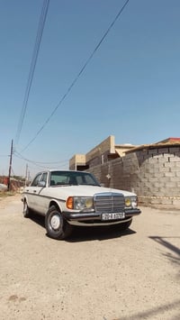 وبركاته مرسيدس ابو جحيل موديل 1982 280E   تفاصيل السياره كالاتي:  السي...