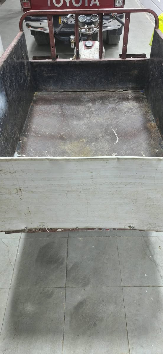 السلام عليكم 
للبيع ستوته بدون ، موديل 19 محرك نظيف لا دخان ولا تنقيص ، البدي نظيف مثل ماتشوفون بالصور وشاصي نظيف بلا سلف للتواصل  *********** / *********** بابل الحمزه الغربي
