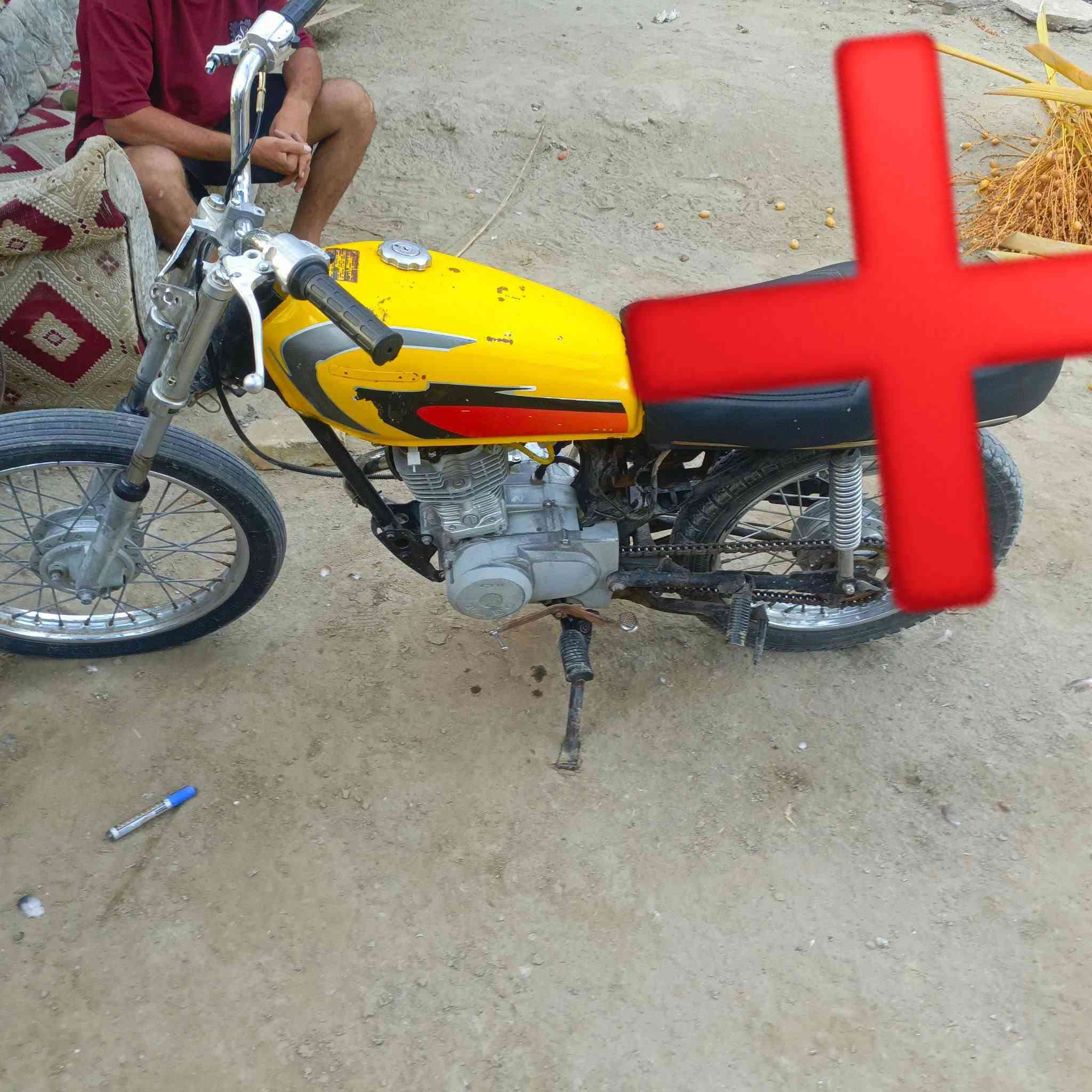 سلام عليكم من رخصت مدير الكروب دراجه اربعه كير كلك مكفول مكينه ملحه موديل ١٥السعر ٢٥٠وبيه مجال ***********
