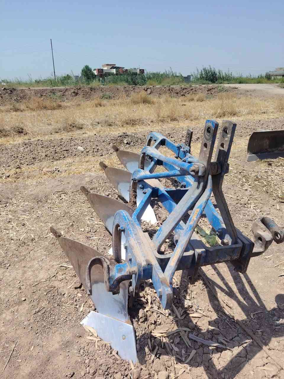 فدان تركي البلير للبع حجم 11رباعي موديل 19 السعر مليونين وربع 2250 مكان صلاح الدين الدجيل ***********

