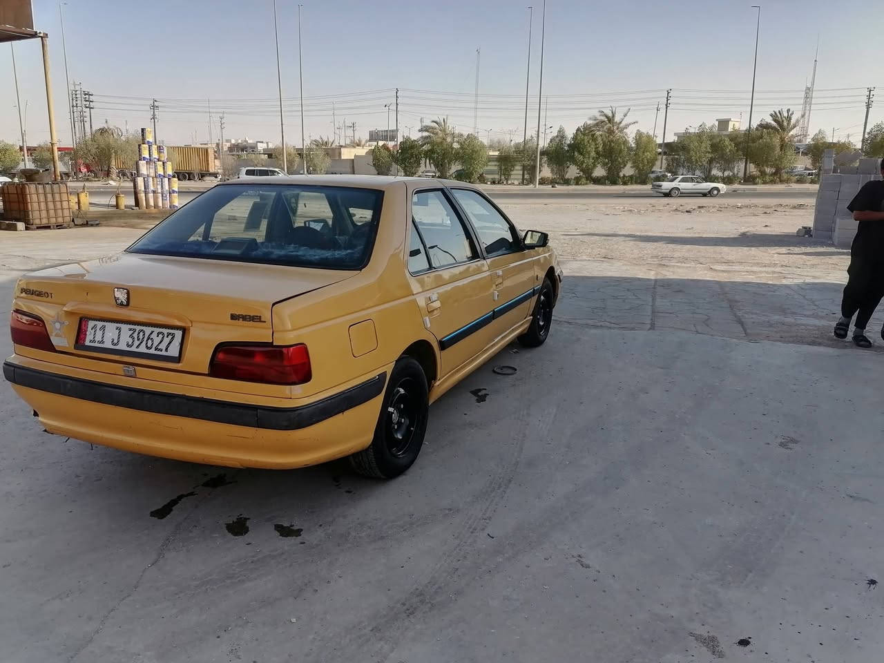 سلام عليكم بيجو بارص موديل 2015 سياره خير من الله مكينه كير كفاله لاتنقيص لاتبخير تبريد شغال تخم تاير حدايده جديده سعر 35 وبيه مجال مكان البصره الزبير ***********
