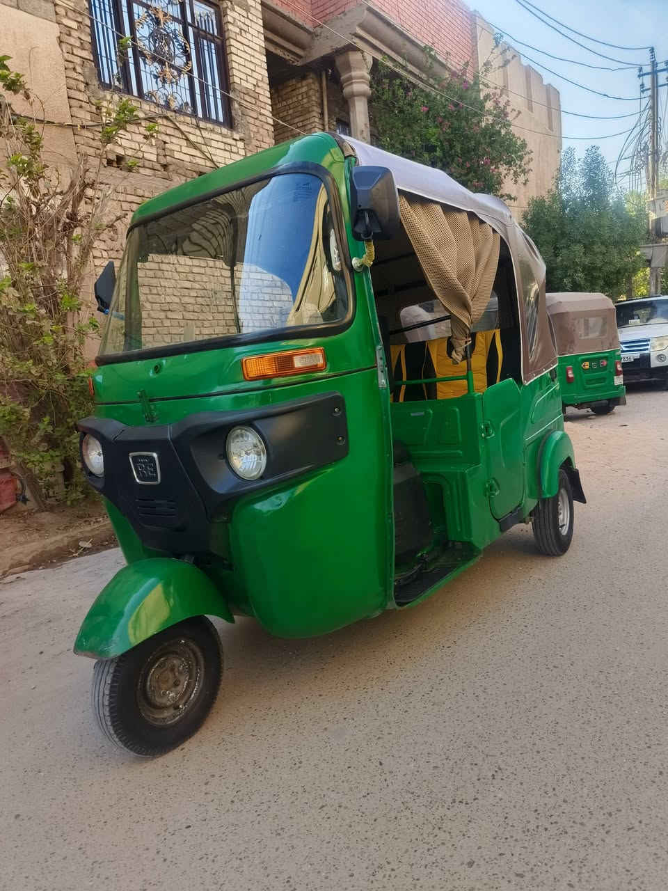 تكتك 21 مرقم بغداد للبيع 
*********** بغداد الدورة أبو دشير

