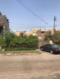 بيت قديم يعتبر قطعة ارض للبيع المساحة 330 العنوان حي اور ال 600 بشارع ...