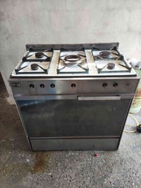 طباخ • ابو الفرن • نظيف