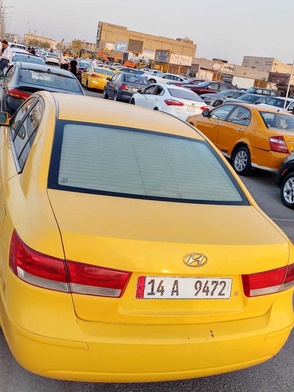 سلام عليكم سوناته للبيع وراد خليجي  موديل 2009مكفوله من الضربه القويه والكلبه والكص والعيب الشرعي مكينه الفين و 400 كير 5 نمر رقم نكليزي بصره تحويل مباشر السعر 83 وبيها مجال المكان ناصريه مركز ***********

