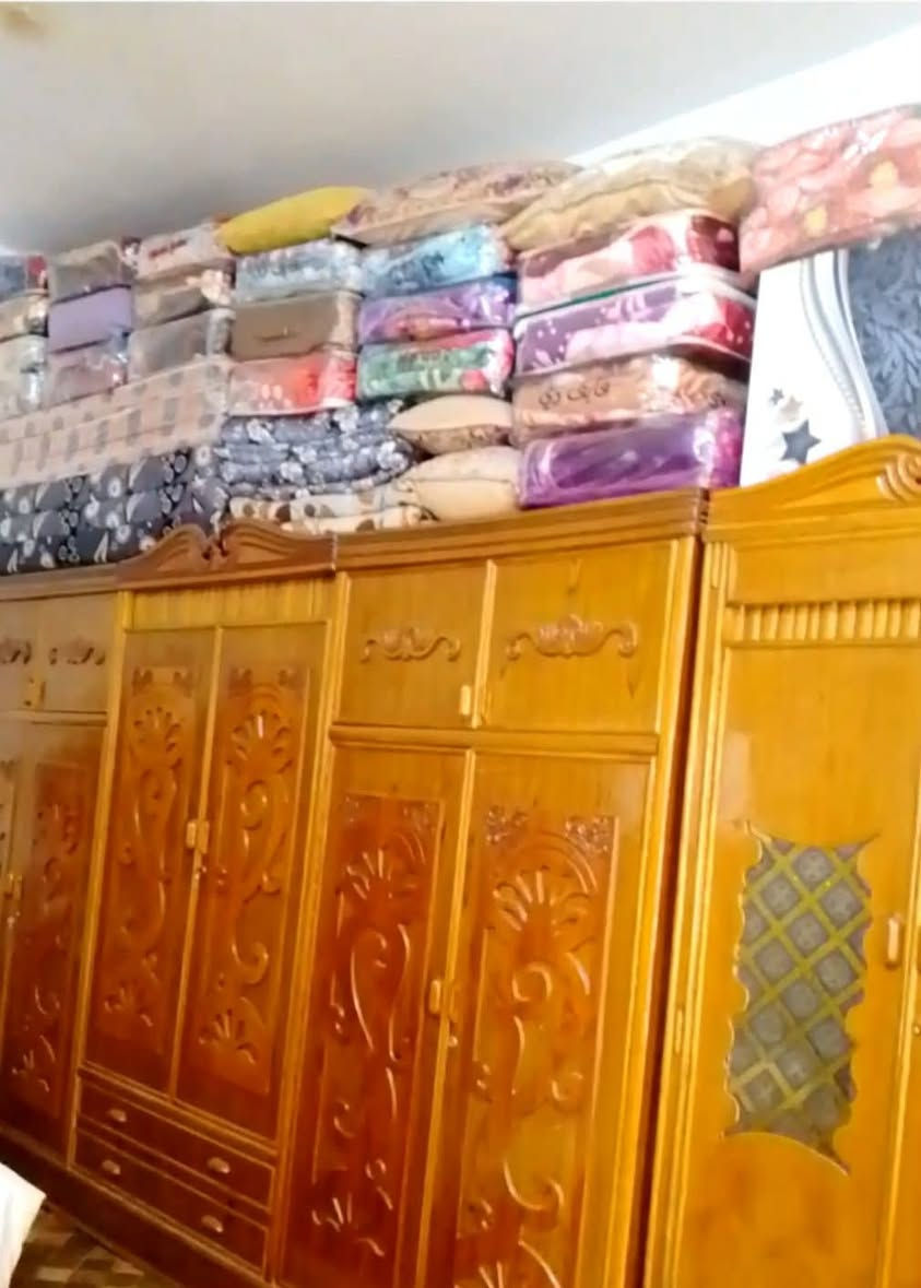 غرفه لبيع سعرها 550 وبهيا مجال استعمال سنه
حيدريه  _خان النص 
***********
