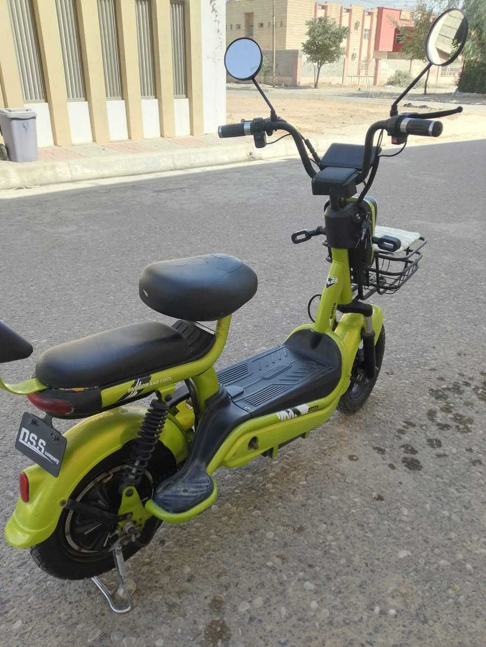 باسکیل شحن للبیع حیل نضیف باتری مضبوط شرط مکان کرکوک سعر 200  رقم موبایل ***********__***********

