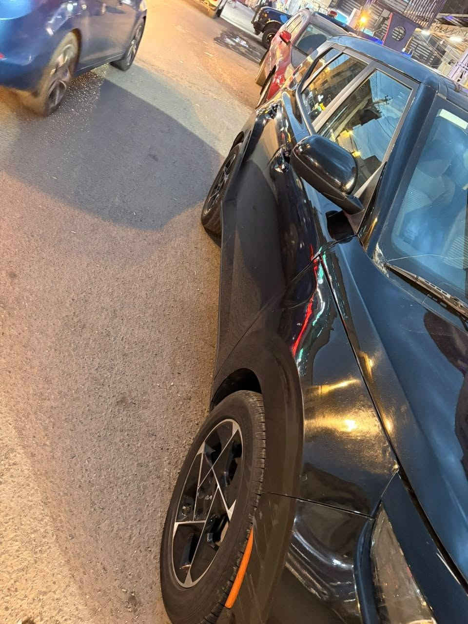 السلام عليكم
صول 23
فول مواصفات Sلون اسود
بدون رقم فقط منفيس بيه
سيارة جاهزه تخم تاير باتري جديد
السعر 120 بيه مجال قليل
المكان بغداد الجديدة شارع المسيح
***********

نص مكتوب في الصور:
- ***********