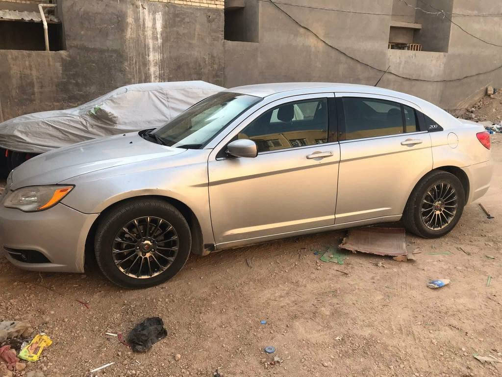 كرايسر سي 200 موديل 2011 رقم بغداد دولي الجديد بسمي تحويل مباشر
جاهزه من كلشي تخم تاير جديد وباتري حداديه اربع تايرات فاتح محرك 2400
مواصفاته معروفه بيه جاملغ وبنيد حادث امريكا 
السعر 65 وبيه مجال للإستفسار  *********** حلة, بابل
