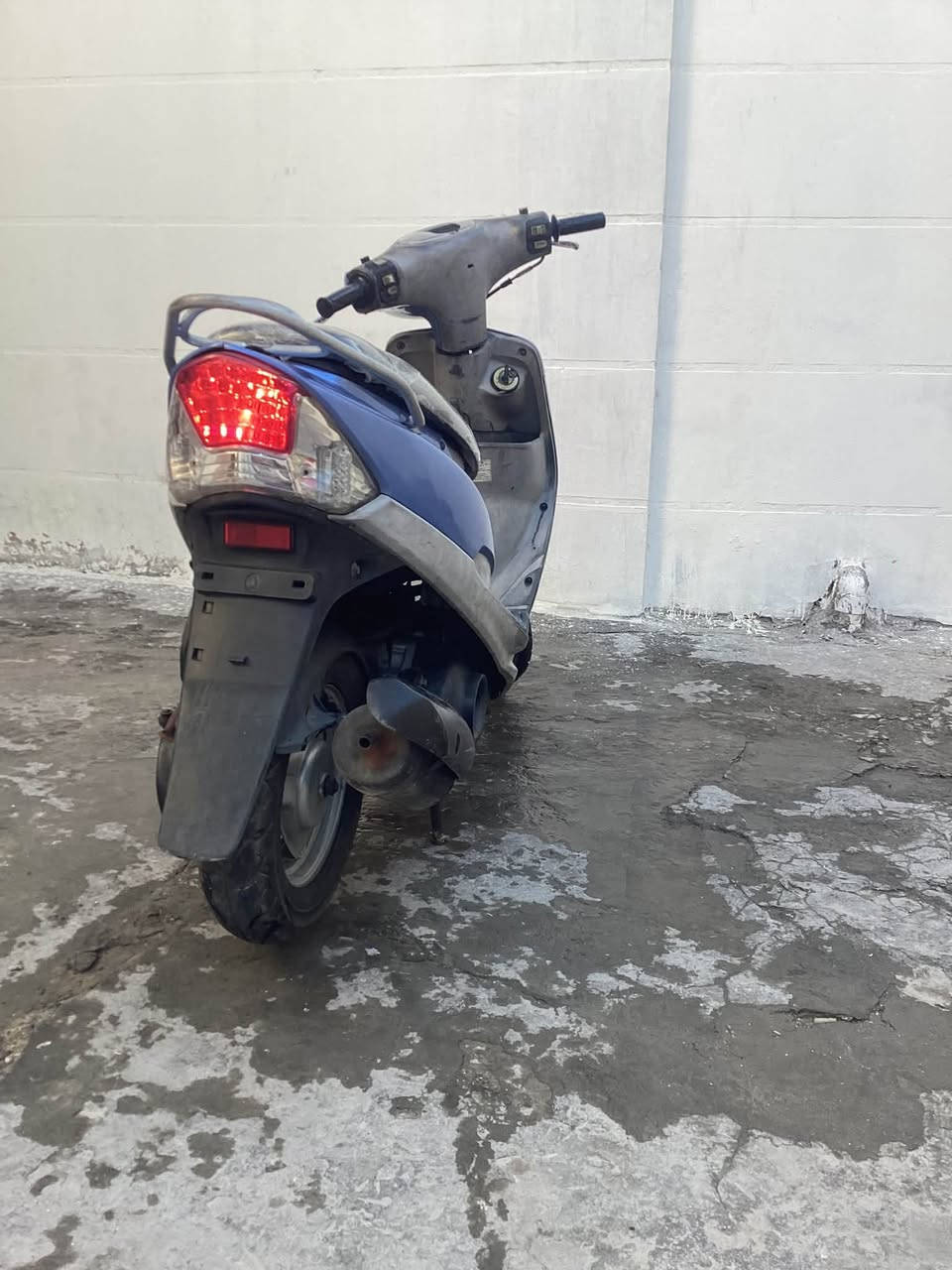 ماكس منغولي للبيع  بعدهي رمبه نضافه 100% فتحت ولفات فقط سعر 600 مستعجل عليهه مكاني سماوه رقمي *********** مو شراي لاتعلق
