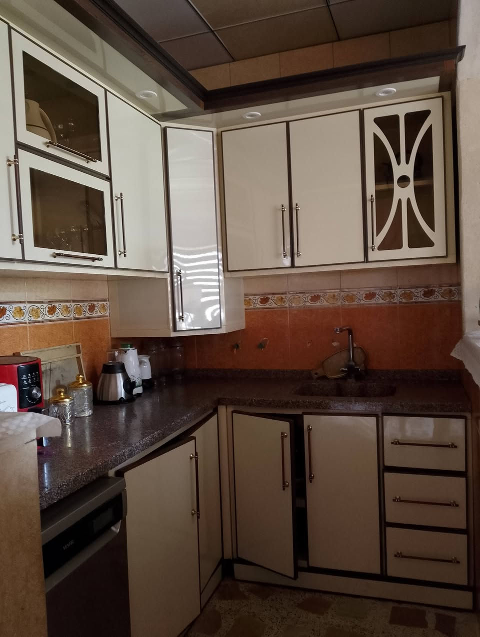 للبيع كلهم ب٣٠٠الف لاستفسار***********
