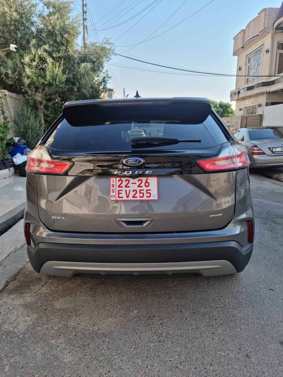 سلام عليكم للبيع فورد أيدج موديل ٢٠٢٤ ماشي ٤٨ميل
سعر ١٤٨
مواصفات SEL AWD  جملغ أمامي سبغ و ١ شبر باب سبغ بدون دواخل شرط صورة حادث موجود داخل منشور مواصفات رادار ٣٦٠ ،كشنات هيتر، شاشة تيسلا ،حساس أمامي و خلفي كشنات امامي كهربائي سكن سايق ،کشن خلفي هم كهربائي،امرجنسي بريك،بريك بصمة وبعد هواي مواصفات...
رقم كاتي  ٢ شهر باقي للرقم 
مكان اربيل حي فرمانبران 
***********
